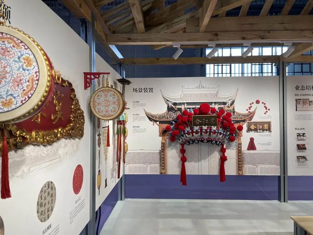 文化装置展区一景