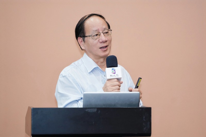 姚大伟副校长应邀赴虹桥商务区作...
