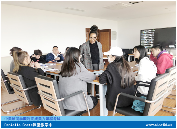 中美班同学顺利完成美方课程考试